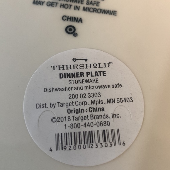 Threshold Stoneware Dinner Plate bunny pattern - Picture 3 of 3